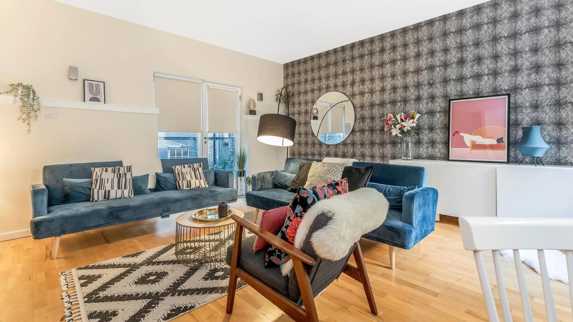Beautiful Designer 2 Bed 2 Bath Old Town - Parking Apartment Edinburgh 0*,